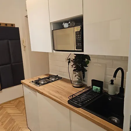 Cinnamon & Lenart Apartament Apartman