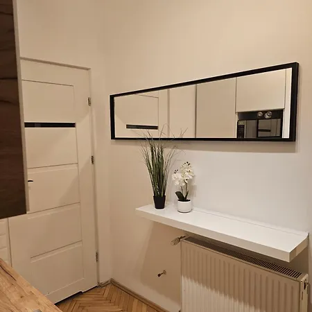 Cinnamon & Lenart Apartament